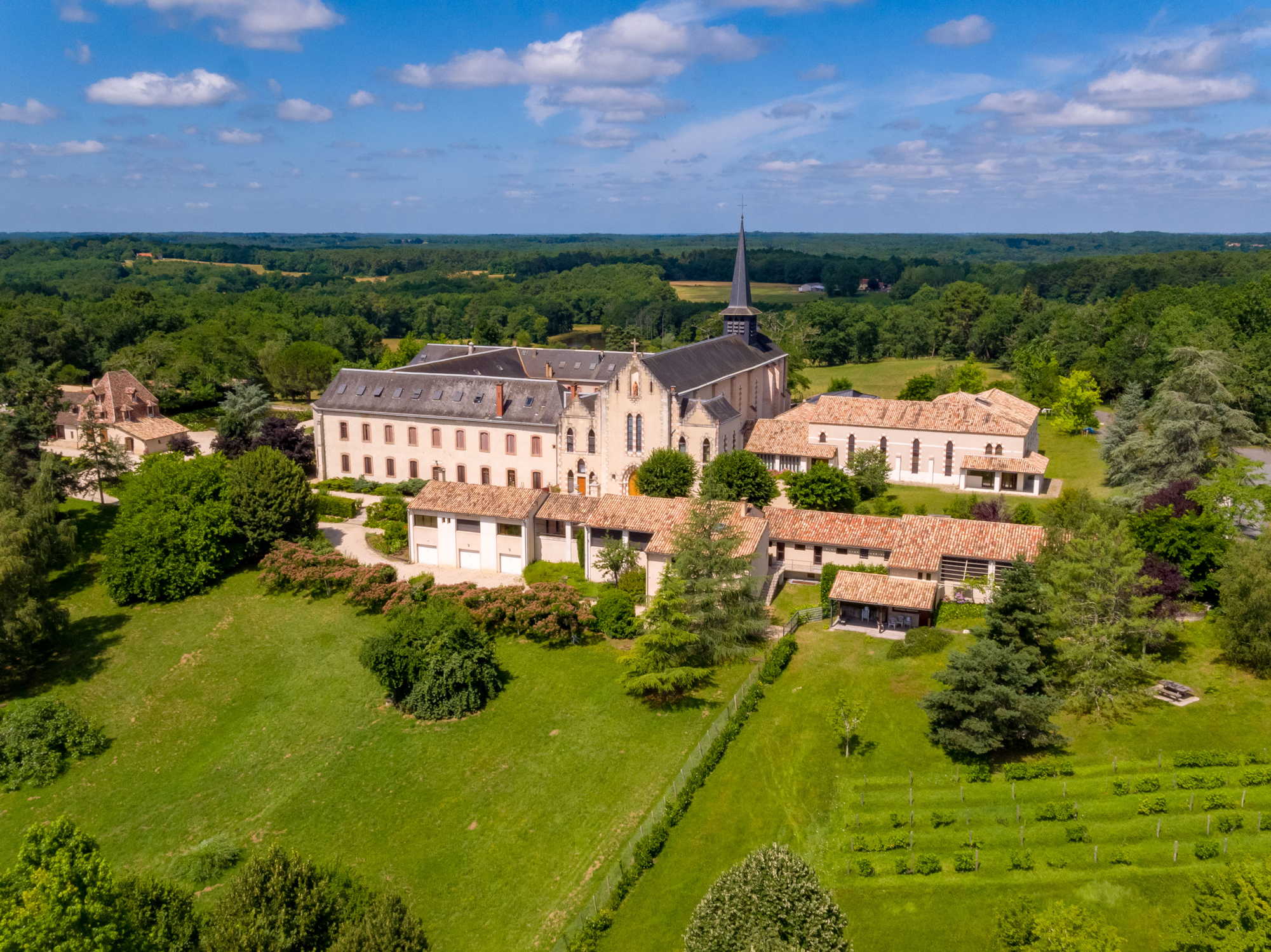 Abbaye Vue Du Ciel 23