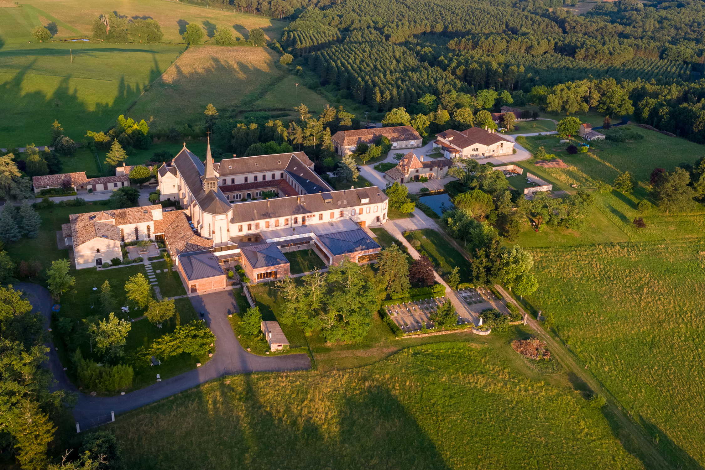 Abbaye Vue Du Ciel 7