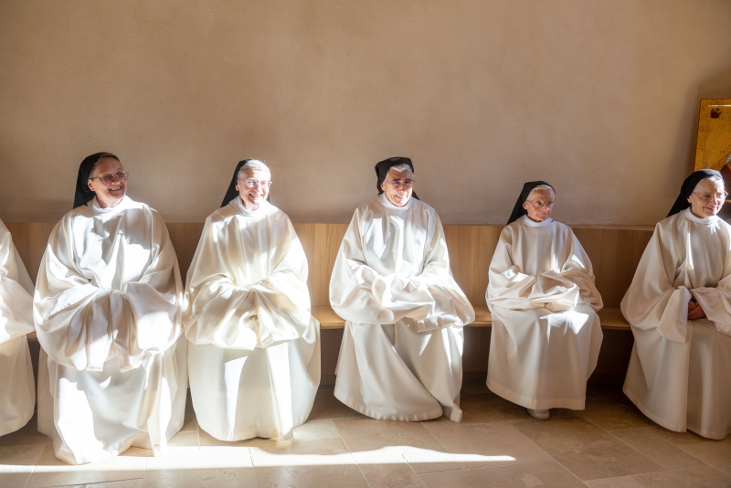 {Abbaye notre Dame de Bonne Espérance} {Fromage de La ETrappe, retraites spirituelles}